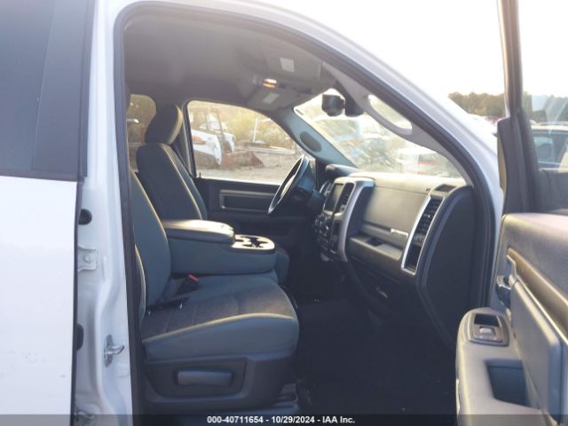 3C6RR7LT5HG593980 RAM 1500 Big Horn  4x4 5'7 Box