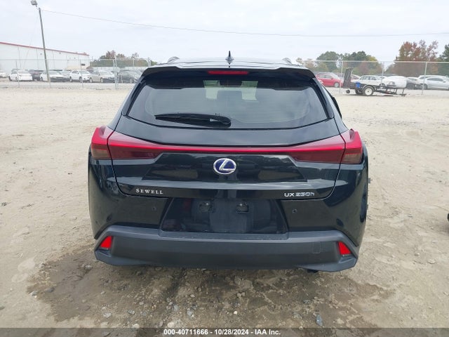 JTHU9JBHXK2006121 Lexus UX 250H