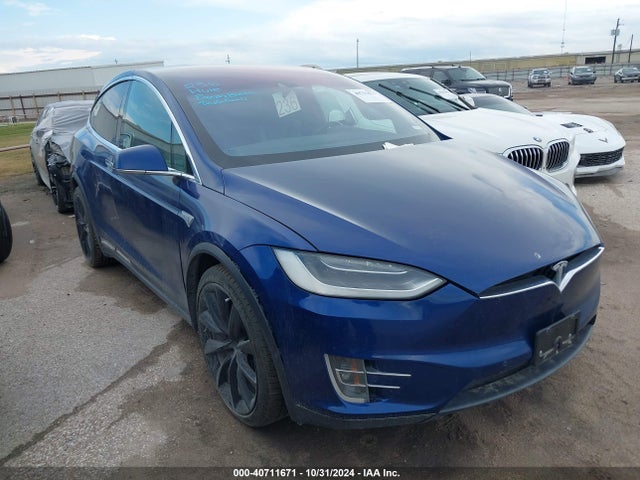2016 TESLA MODEL X 5YJXCBE48GF011076 Photo 0