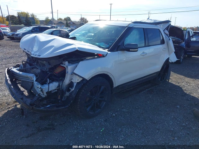 Ford EXPLORER XLT 2019 1FM5K8DH1KGB04825 Image 2