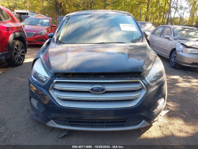 1FMCU0GD0KUB49400 Ford ESCAPE SE