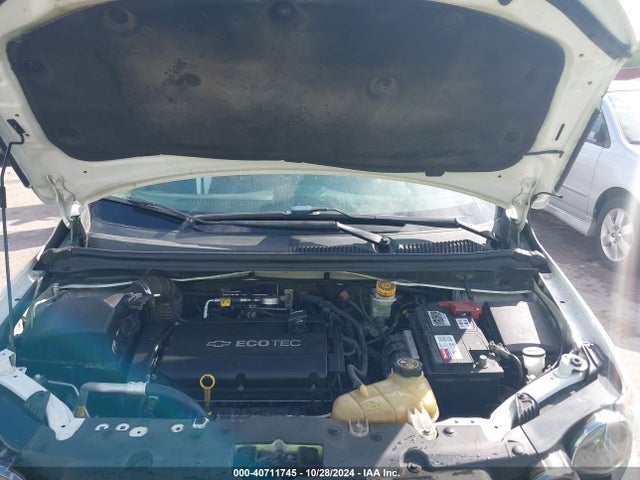 Chevrolet Sonic Lt Auto 2016 1G1JC5SHXG4126731 Image 10