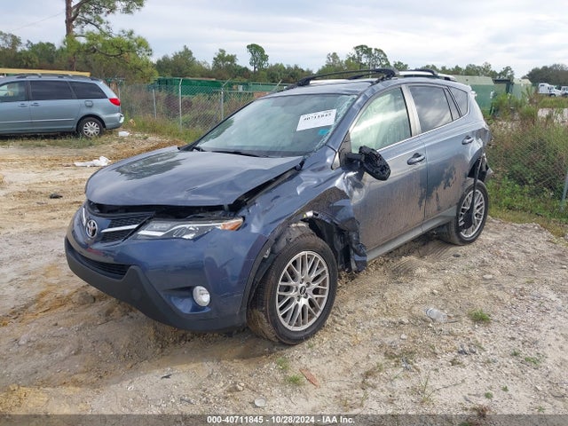 Toyota RAV4 LE 2014 JTMZFREV8ED034234 Image 2