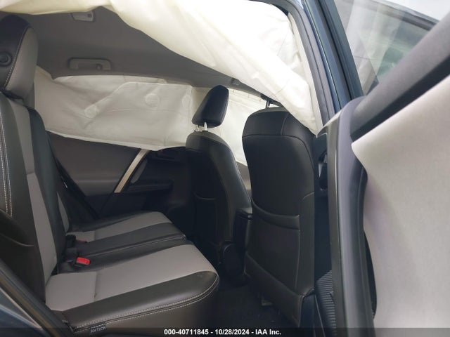 Toyota RAV4 LE 2014 JTMZFREV8ED034234 Image 8