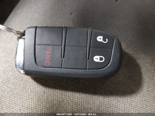 ZACNJBAB7LPL89763 Jeep Renegade Sport 4x4