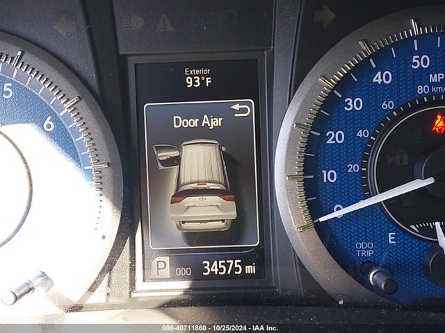 Toyota Sienna Le 8 Passenger 2018 5TDKZ3DC3JS920496 Image 16