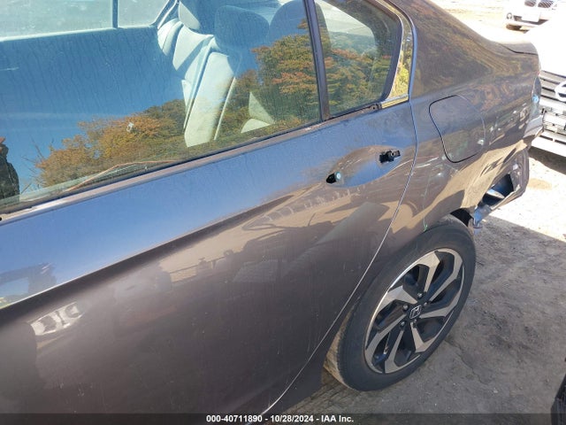 Honda ACCORD EX 2016 1HGCR2E72GA154168 Image 19