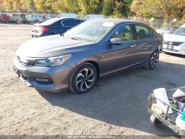 Honda ACCORD EX 2016 1HGCR2E72GA154168 Image 2