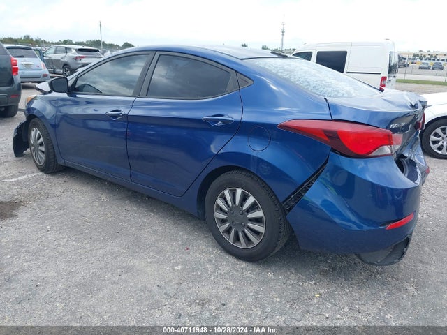 Hyundai ELANTRA SE 2016 5NPDH4AEXGH758825 Image 3
