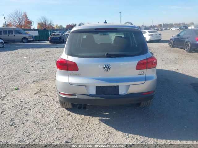 WVGBV7AX2HK042311 Volkswagen Tiguan 2.0t/2.0t S