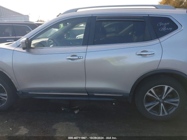 5N1AT2MV2JC801165 Nissan Rogue Sl