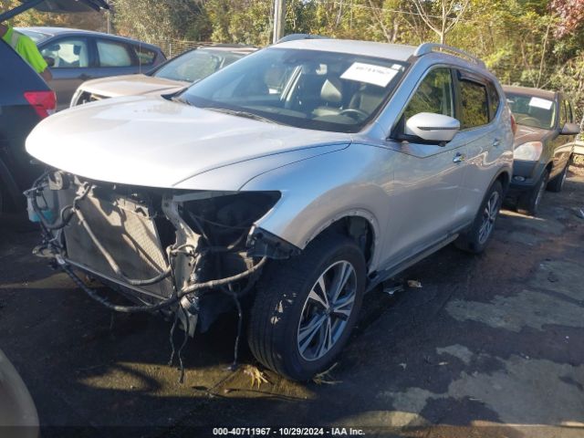 5N1AT2MV2JC801165 Nissan Rogue Sl