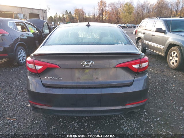 Hyundai SONATA SE 2016 5NPE24AF7GH376797 Image 16