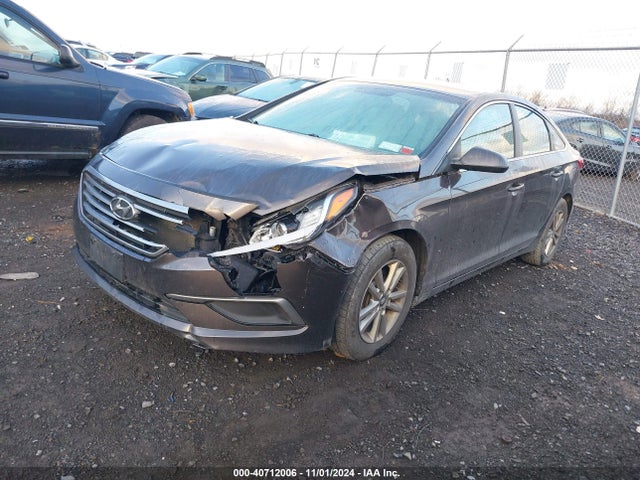 Hyundai SONATA SE 2016 5NPE24AF7GH376797 Image 2