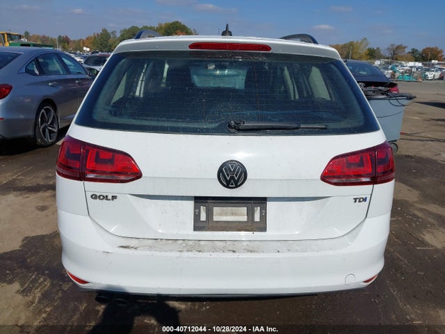 3VWCA7AU6FM516550 Volkswagen Golf Sportwagen Tdi S 4-door