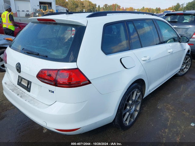3VWCA7AU6FM516550 Volkswagen Golf Sportwagen Tdi S 4-door