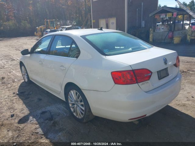 3VWL17AJXEM260482 Volkswagen Jetta 1.8t Sel