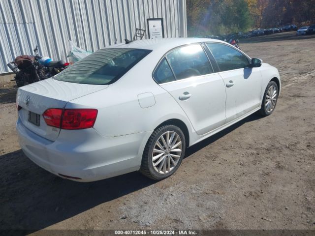 3VWL17AJXEM260482 Volkswagen Jetta 1.8t Sel