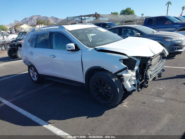 Nissan ROGUE SV 2017 KNMAT2MTXHP602984 Image 1