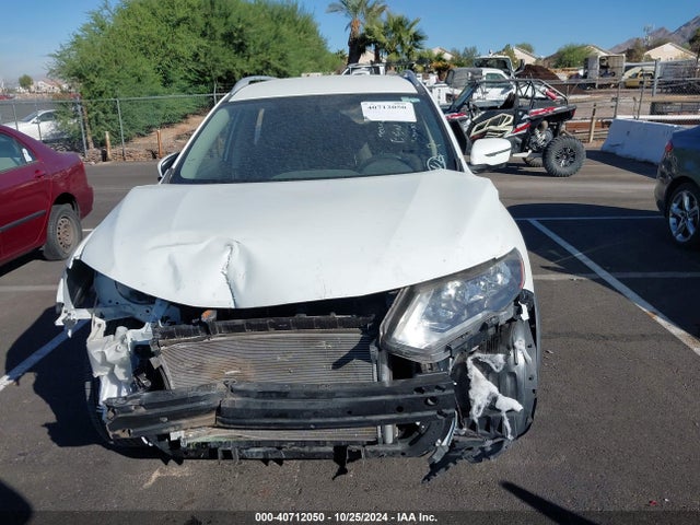 Nissan ROGUE SV 2017 KNMAT2MTXHP602984 Image 13