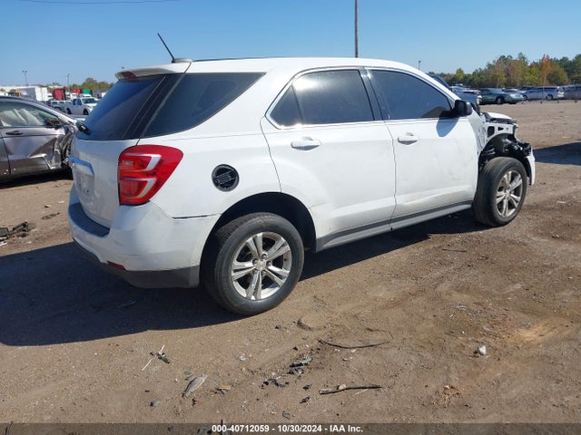 Chevrolet EQUINOX LS 2017 2GNALBEKXH1603949 Image 4