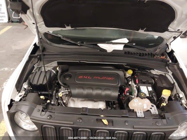 ZACCJBCB3HPF07984 Jeep Renegade Trailhawk 4x4