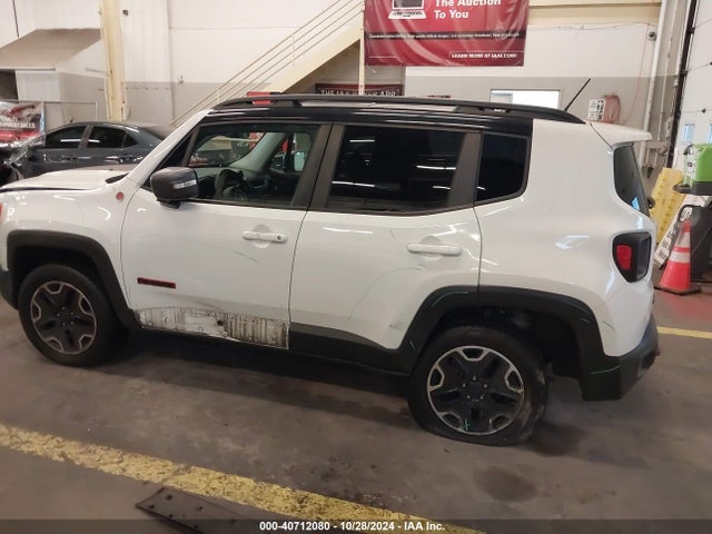 ZACCJBCB3HPF07984 Jeep Renegade Trailhawk 4x4