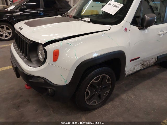 ZACCJBCB3HPF07984 Jeep Renegade Trailhawk 4x4