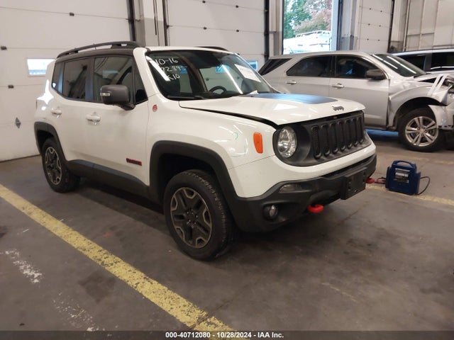 ZACCJBCB3HPF07984 Jeep Renegade Trailhawk 4x4