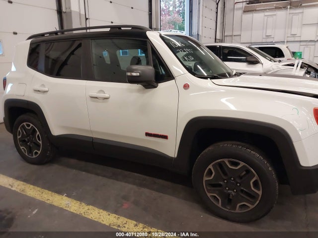 ZACCJBCB3HPF07984 Jeep Renegade Trailhawk 4x4