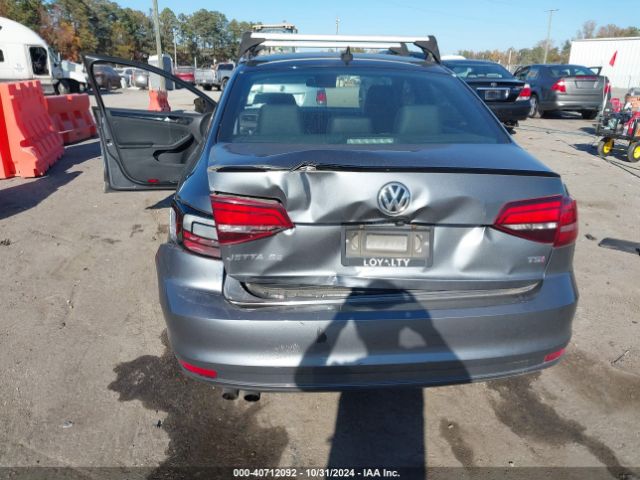 3VWD17AJ3JM222851 Volkswagen Jetta 1.8t Se Sport