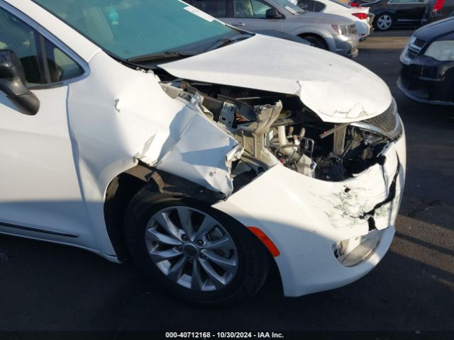 2C4RC1BG6JR142505 Chrysler Pacifica Touring L