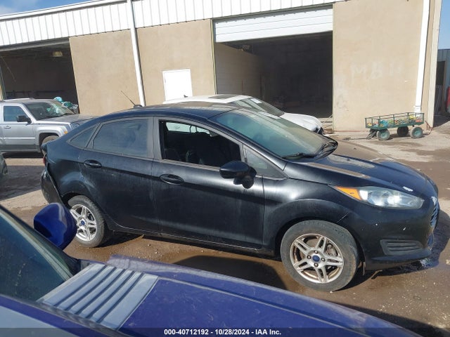 Ford FIESTA SE 2018 3FADP4BJ7JM104239 Image 13