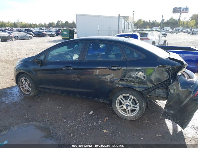 Ford FIESTA SE 2018 3FADP4BJ7JM104239 Image 14