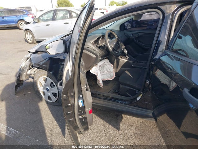 1FADP3E24JL211507 Ford FOCUS S