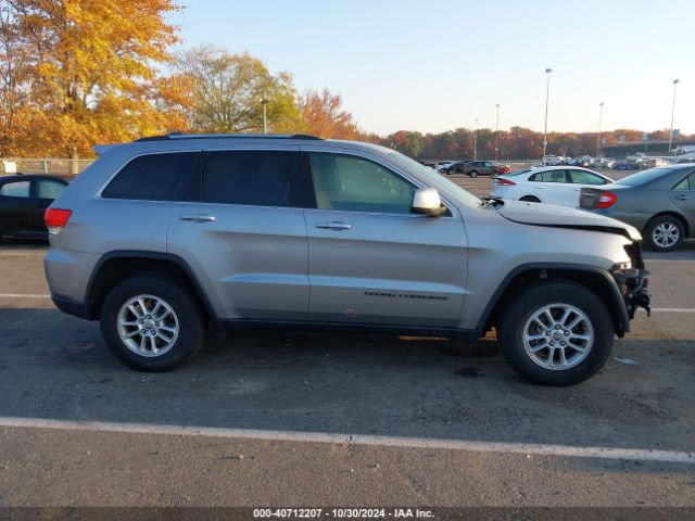 1C4RJFAG4JC421707 Jeep Grand Cherokee Laredo E 4x4