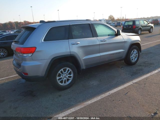 1C4RJFAG4JC421707 Jeep Grand Cherokee Laredo E 4x4