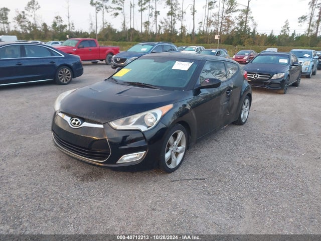 Hyundai Veloster Base W/gray 2014 KMHTC6ADXEU183802 Image 2