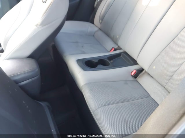 Hyundai Veloster Base W/gray 2014 KMHTC6ADXEU183802 Image 8