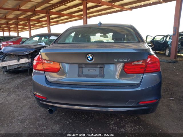 WBA3B1C54EPV79669 BMW 320i