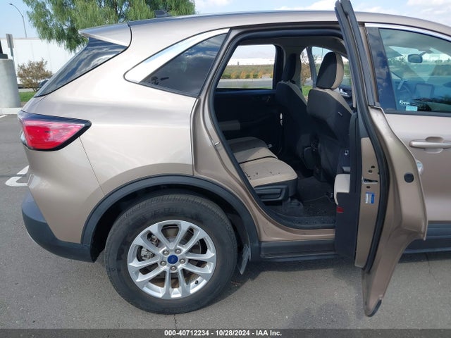 Ford ESCAPE SE 2020 1FMCU0G68LUA78871 Image 8