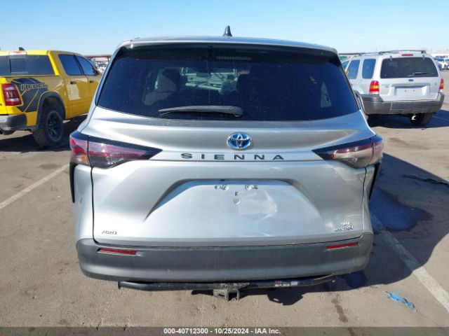 5TDKSKFC4PS074433 Toyota SIENNA LE