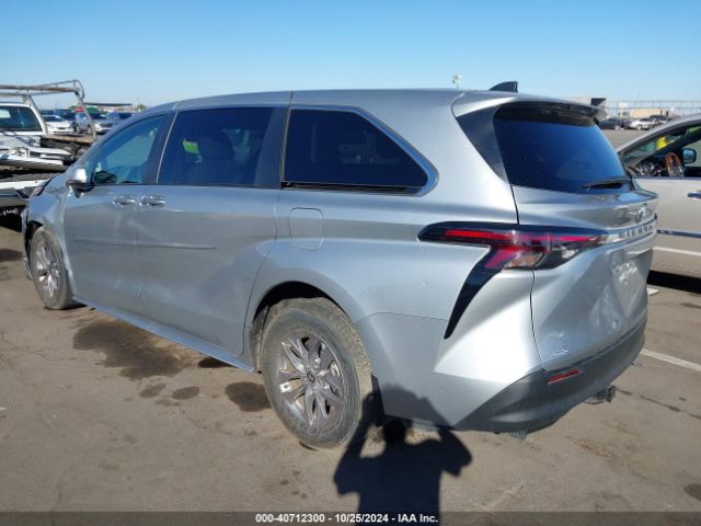 5TDKSKFC4PS074433 Toyota SIENNA LE