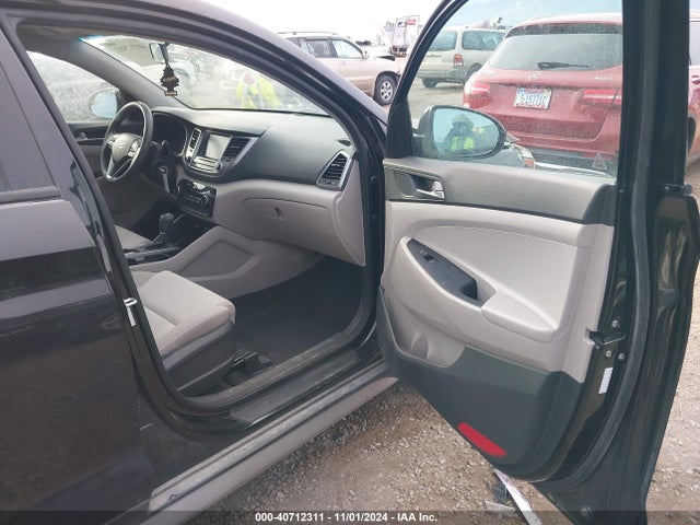Hyundai TUCSON SEL 2018 KM8J3CA47JU719296 Image 5