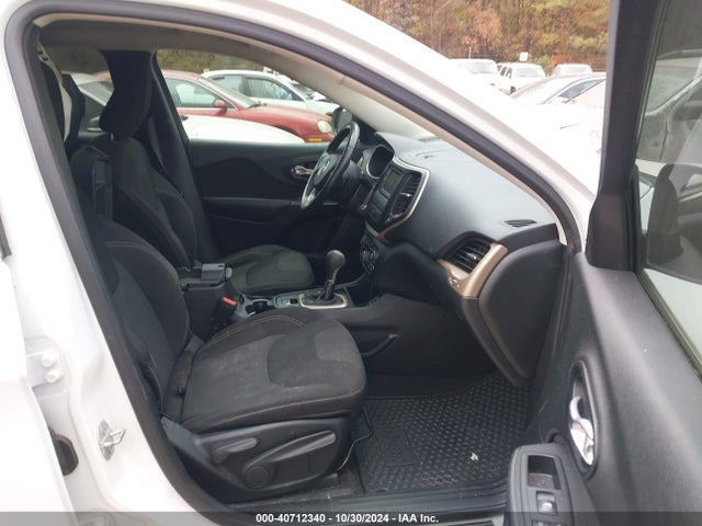 Jeep Cherokee Latitude 2015 1C4PJLCB6FW720984 Image 5