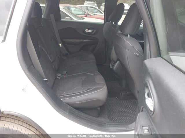 Jeep Cherokee Latitude 2015 1C4PJLCB6FW720984 Image 8