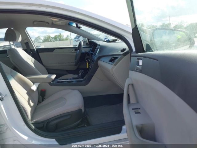 5NPE24AF7GH307592 Hyundai SONATA SE