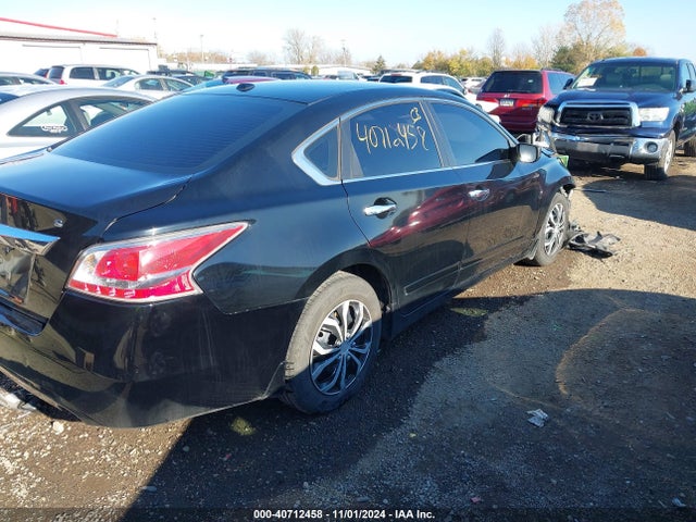 Nissan Altima 2.5 S 2015 1N4AL3AP8FC164151 Image 4