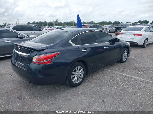 Nissan Altima 2.5 S 2014 1N4AL3AP8EC401655 Image 4