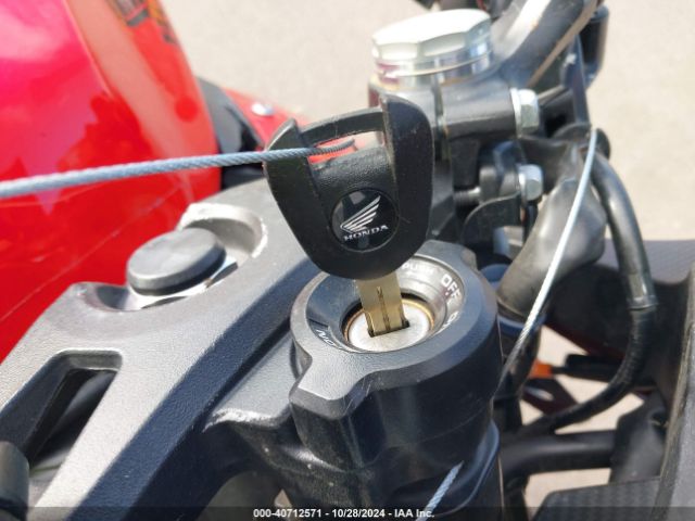 2018 HONDA CBR650 MLHRC7401J5400586 Photo 10